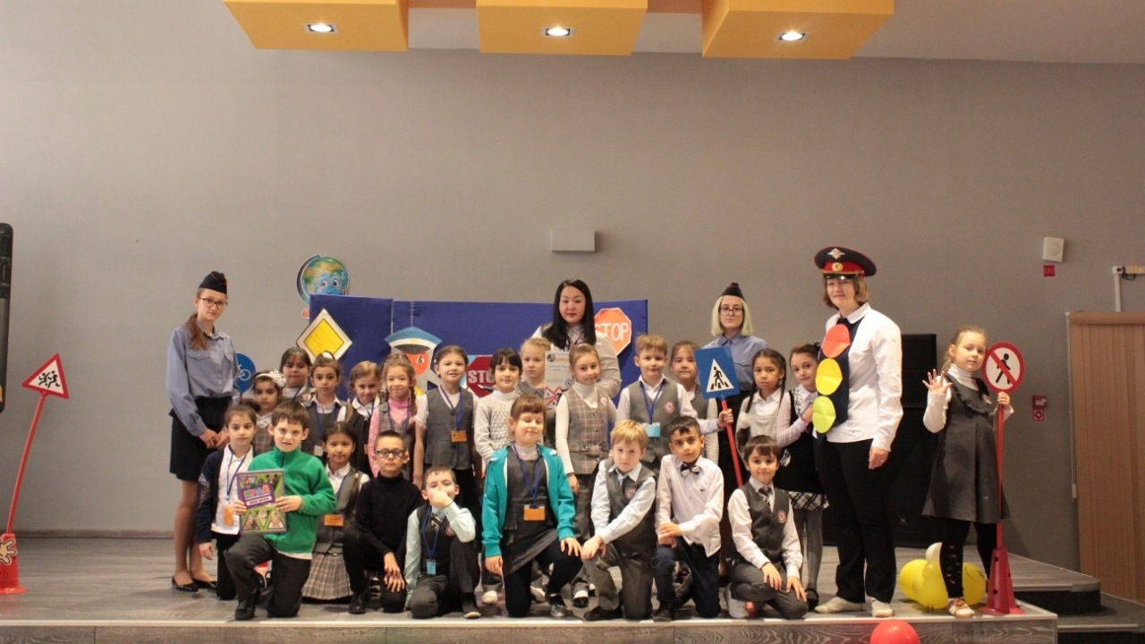 Юные инспекторы движения