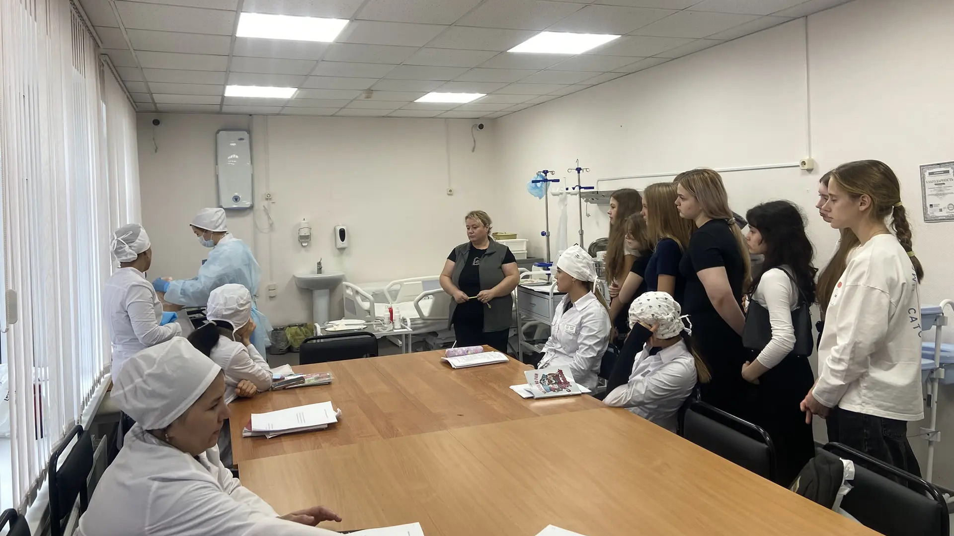 БУДУЩИЕ МЕДИКИ